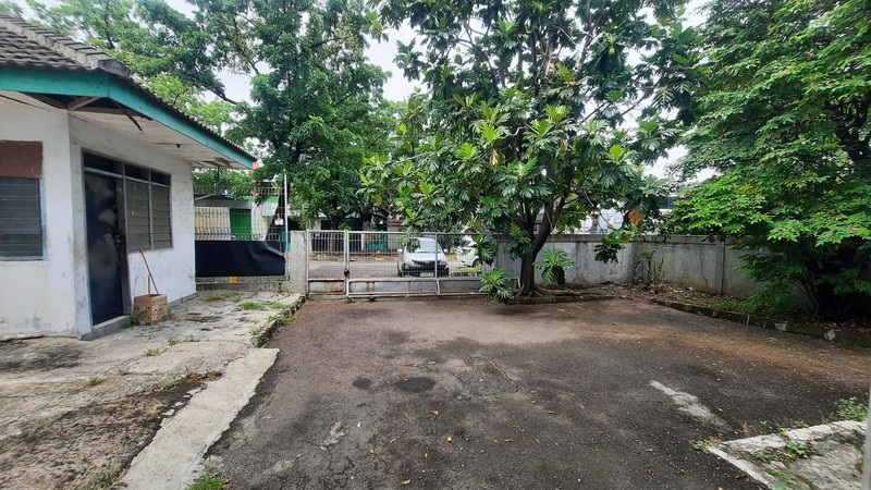 PABRIK DI LOKASI STRATEGIS DALAM KAWASAN INDUSTRI JABABEKA TAHAP 1 DEKAT PINTU TOL