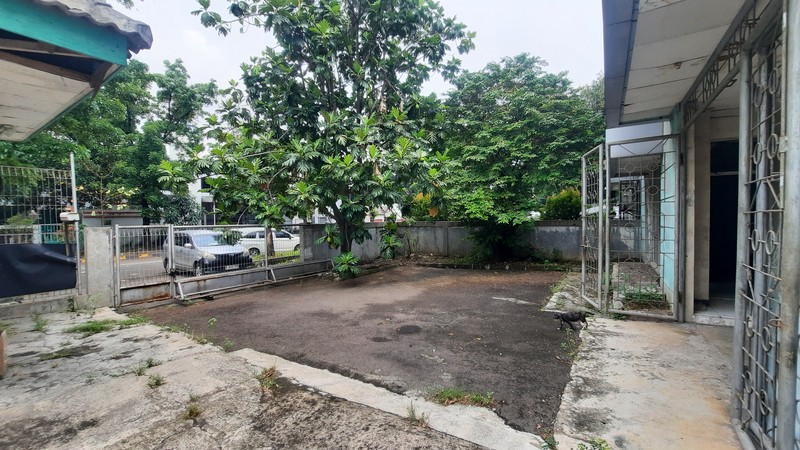 PABRIK DI LOKASI STRATEGIS DALAM KAWASAN INDUSTRI JABABEKA TAHAP 1 DEKAT PINTU TOL