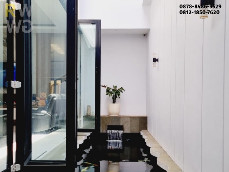 JUAL RUMAH DI PANGKALAN ASEM JAKARTA PUSAT. Modern 2 Lantai, LT 267m&#xb2;. UNIT LANGKA!