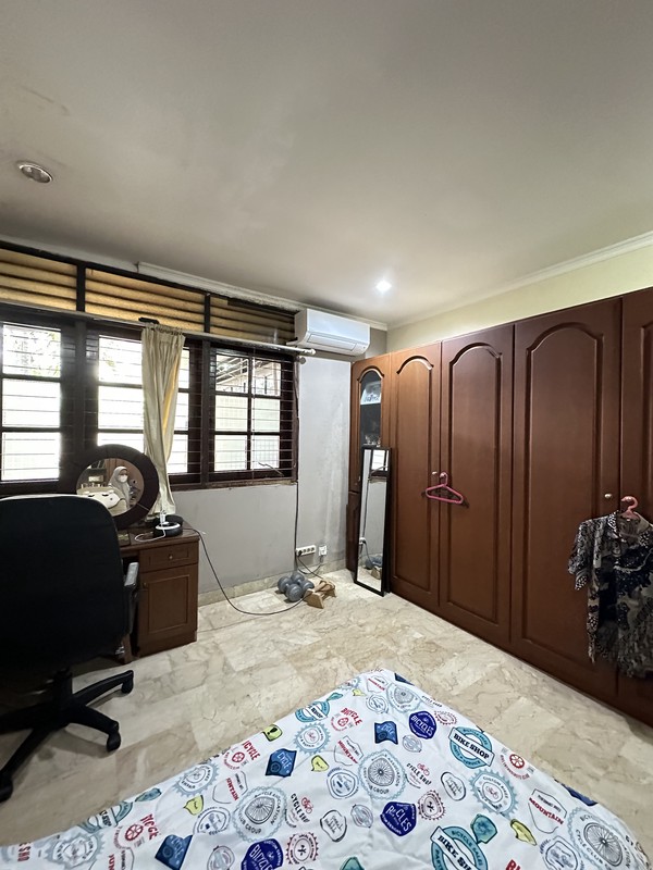 Dijual Rumah Jl. Limo Kebayoran Lama, Jakarta Selatan