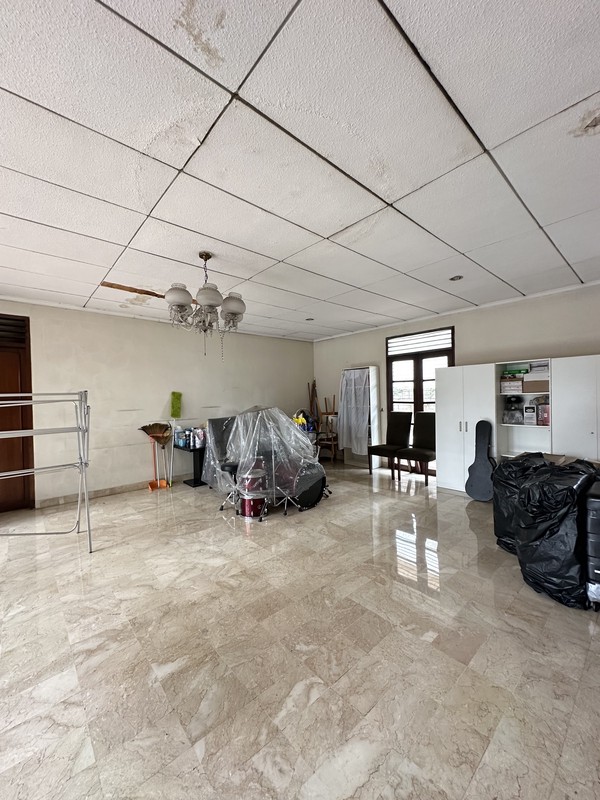 Dijual Rumah Jl. Limo Kebayoran Lama, Jakarta Selatan