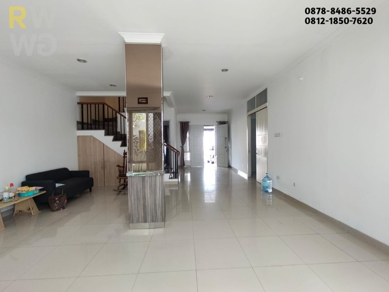 RUMAH DISEWAKAN DI GRAND WISATA CLUSTER WATER SPRING.  Modern, Selangkah ke Living World!