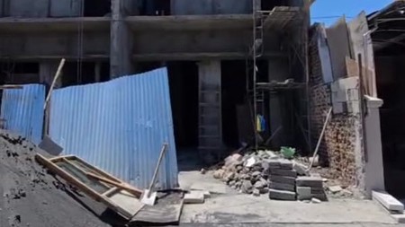 Dijual Rumah 2 lantai di Semalang Indah Surabaya