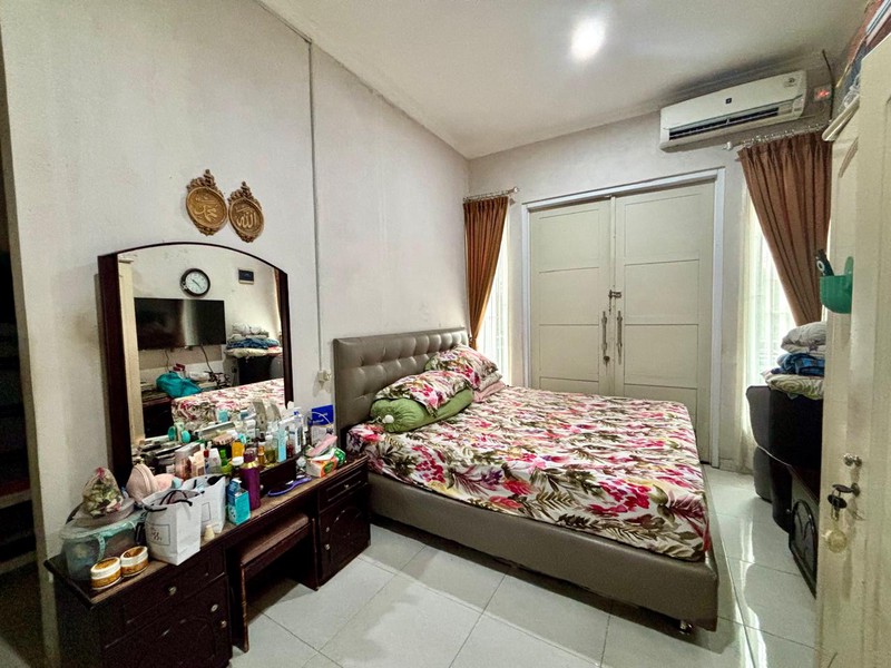 Rumah Minimalis Bagus Lokasi Strategis Di Sektor 3 Bintaro