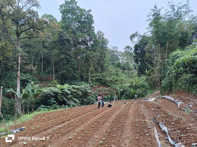 Villa Dekat Rancamaya Estate (Di dalam kebun buah & tanaman langka)