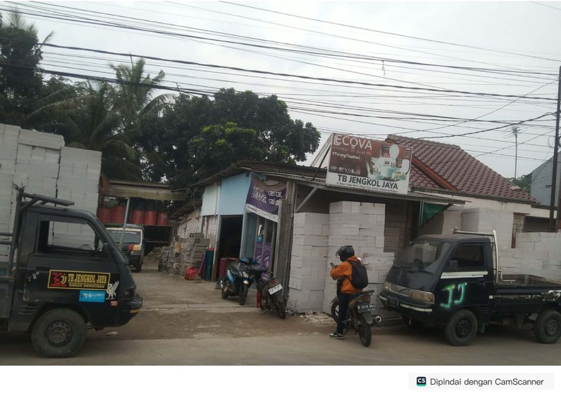 Dijual Rumah + Toko di JL. raya Cisoka - Jakarta Cikuya Solear