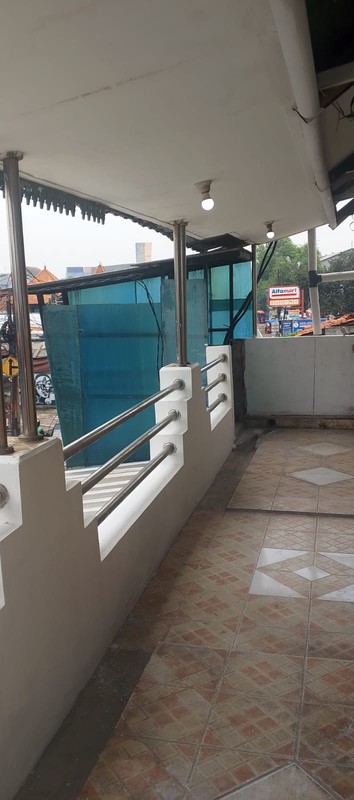 Ruko 2 1/2 Lantai, Di Daerah Duren Sawit, Jakarta Timur