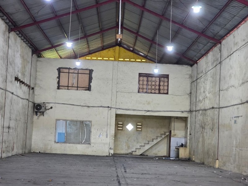 Disewakan 2 Jejer Gudang Strategis di Sedati Gede, Sidoarjo, Siap Pakai & 10 menit dari Juanda!