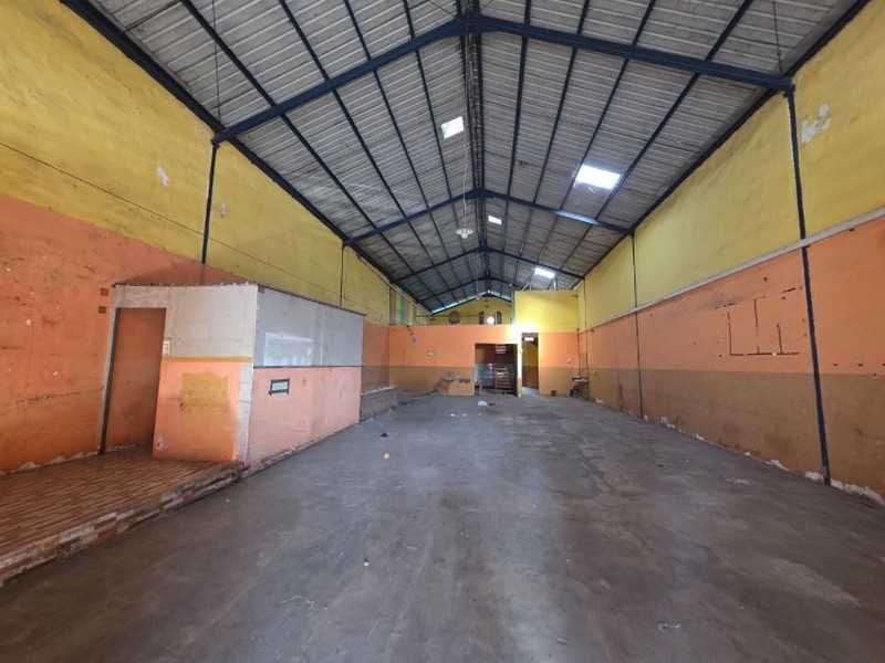 Disewakan 2 Jejer Gudang Strategis di Sedati Gede, Sidoarjo, Siap Pakai & 10 menit dari Juanda!