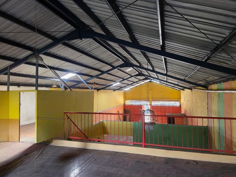 Disewakan 2 Jejer Gudang Strategis di Sedati Gede, Sidoarjo, Siap Pakai & 10 menit dari Juanda!