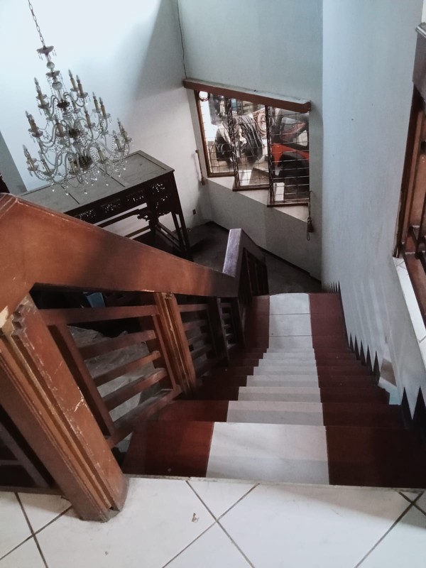 Rumah Klasik di Pejaten Barat