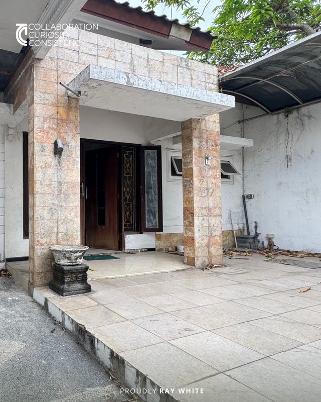 Jual Rumah Wiyung Surabaya Barat Rumah Strategis di Rayan Regency Surabaya Barat - Lokasi Premium, Harga Termurah di Kawasan Dian Istana Dekat Pakuwon Mall, Tol Surabaya Gempol, Dan Pusat Kota Surabay