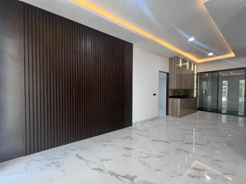 Dijual Rumah Taman Puspa Raya Citraland Surabaya - Hasil Renovasi Total Siap Huni  