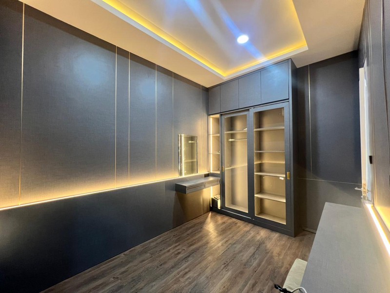 Dijual Rumah Taman Puspa Raya Citraland Surabaya - Hasil Renovasi Total Siap Huni  