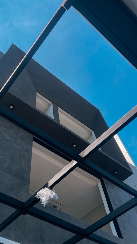 Dijual Rumah Mewah Greenwood Citraland Surabaya - Desain Elegan Material Premium  