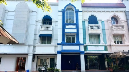 Ruko 4 Lantai Siap Pakai di Jl. Karang Tengah Raya, Lebak Bulus