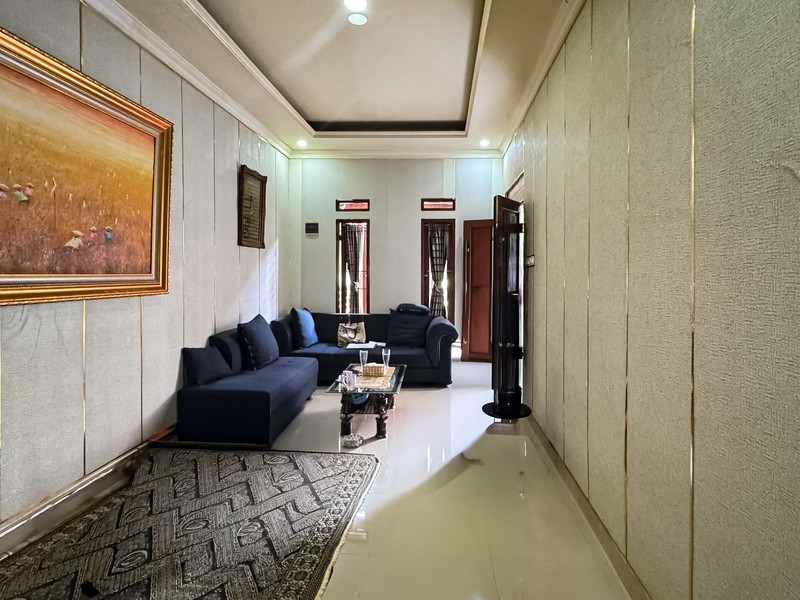 Rumah siap huni hanya 5 menit ke pintu tol di jln haji Riman Ujung Limo Depok 