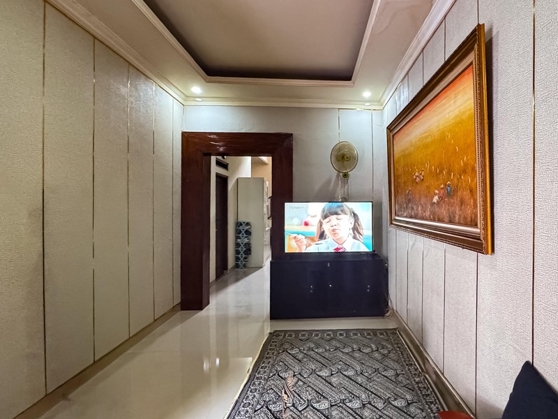 Rumah siap huni hanya 5 menit ke pintu tol di jln haji Riman Ujung Limo Depok 