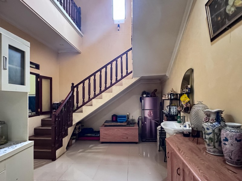 Rumah siap huni hanya 5 menit ke pintu tol di jln haji Riman Ujung Limo Depok 