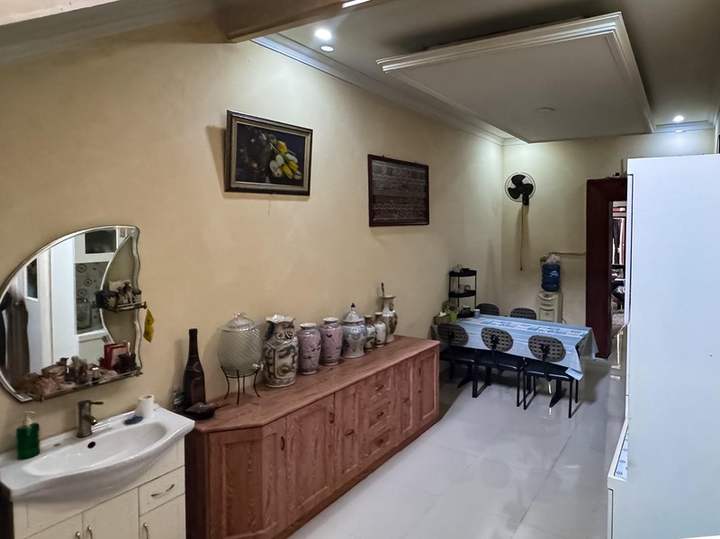 Rumah siap huni hanya 5 menit ke pintu tol di jln haji Riman Ujung Limo Depok 