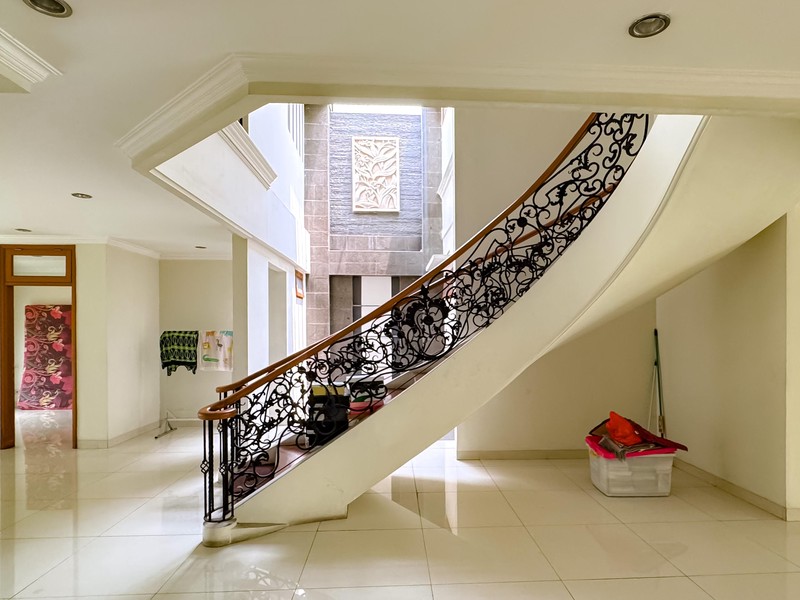 Dijual Rumah Mewah Siap Huni di jln Dwijaya II Gandaria Utara Kebayoran Baru Jakarta Selatan 