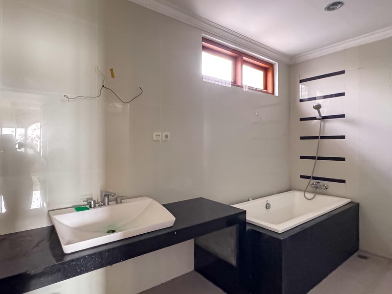 Dijual Rumah Mewah Siap Huni di jln Dwijaya II Gandaria Utara Kebayoran Baru Jakarta Selatan 