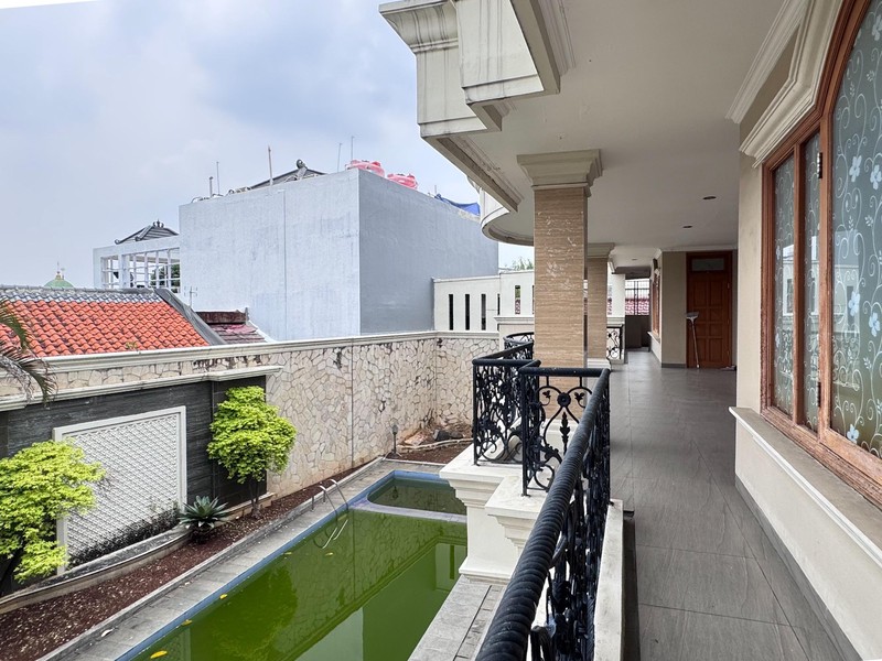 Dijual Rumah Mewah Siap Huni di jln Dwijaya II Gandaria Utara Kebayoran Baru Jakarta Selatan 