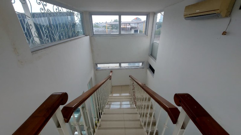 Rumah 2 Lantai Taman Radio Dalam Kebayoran Baru Bisa Untuk Hunian atau Kost Eksklusif