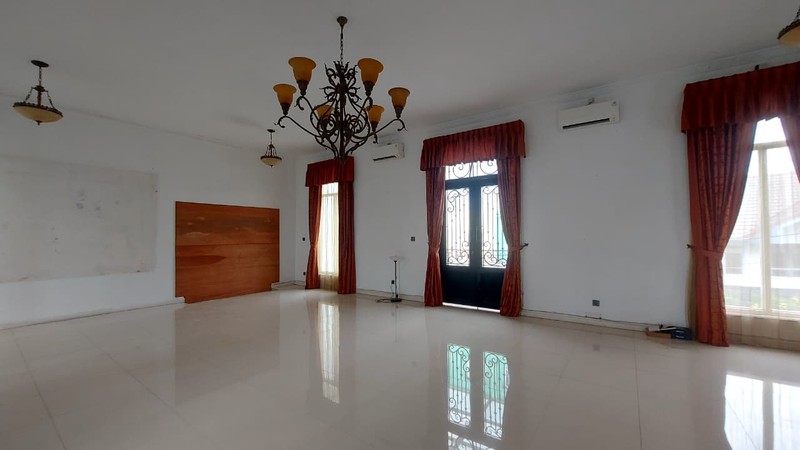 Rumah 2 Lantai Taman Radio Dalam Kebayoran Baru Bisa Untuk Hunian atau Kost Eksklusif