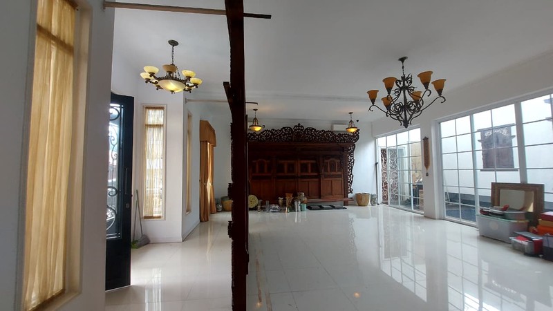 Rumah 2 Lantai Taman Radio Dalam Kebayoran Baru Bisa Untuk Hunian atau Kost Eksklusif