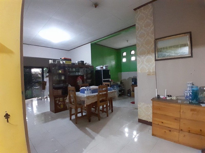 Rumah Satu Lantai tanah luas di Depok - Bisa untuk Hunian, kost atau kontrakan