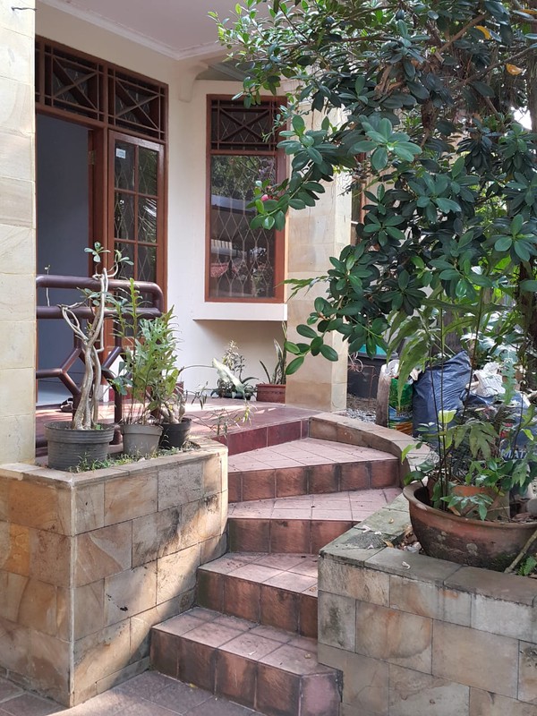 DIJUAL RUMAH SIAP HUNI DI PERUMAHAN NYAMAN DAN ELIT DI CINERE