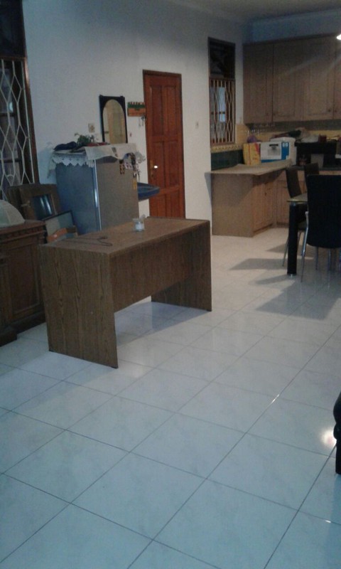 DIJUAL RUMAH SIAP HUNI DI PERUMAHAN NYAMAN DAN ELIT DI CINERE