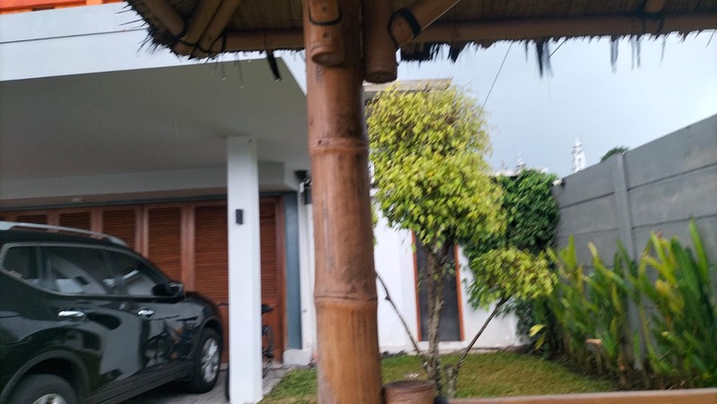 Tanah Luas Bonus Rumah Tinggal Modern Lokasi Strategis Dekat Kampus UII - Ngaglik Sleman 