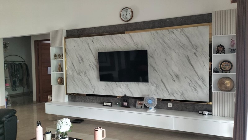 Tanah Luas Bonus Rumah Tinggal Modern Lokasi Strategis Dekat Kampus UII - Ngaglik Sleman 