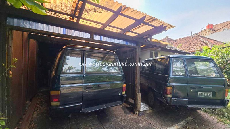 Rumah di Jl Paseban Raya Lokasi Strategis Dekat dengan Menteng 