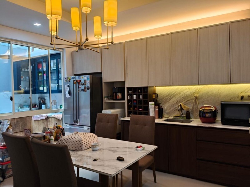  Jual cepat rumah murah siap huni  Terawat di Graha Natura Surabaya Barat