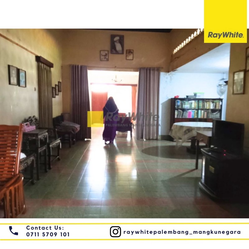 Dijual Cepat Rumah & Tanah di Jl segaran 9 Ilir Kota Palembang