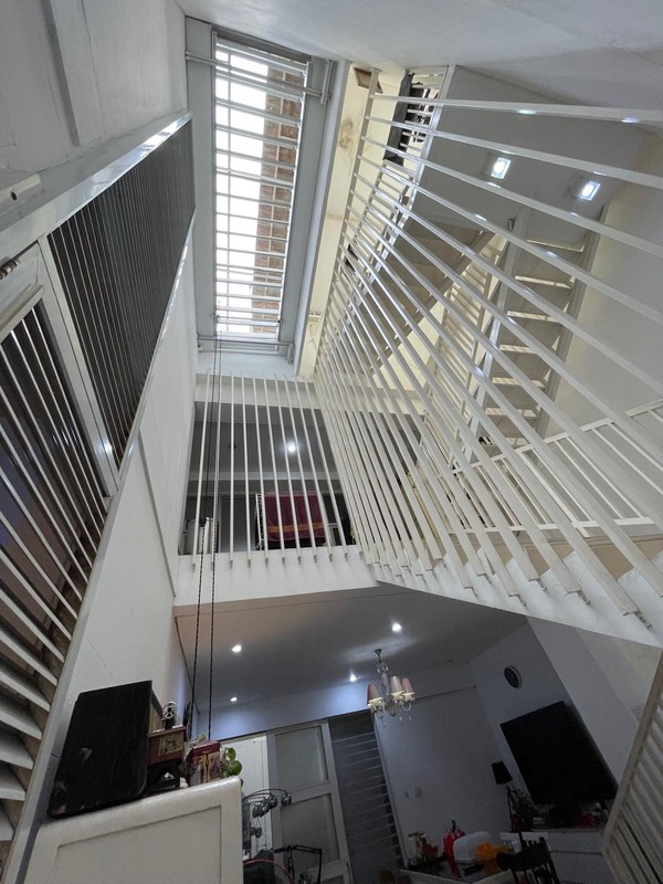 Rumah Cantik Di Bintaro Jaya dengan KT 3+1 KM 2+1 Siap Huni SHM