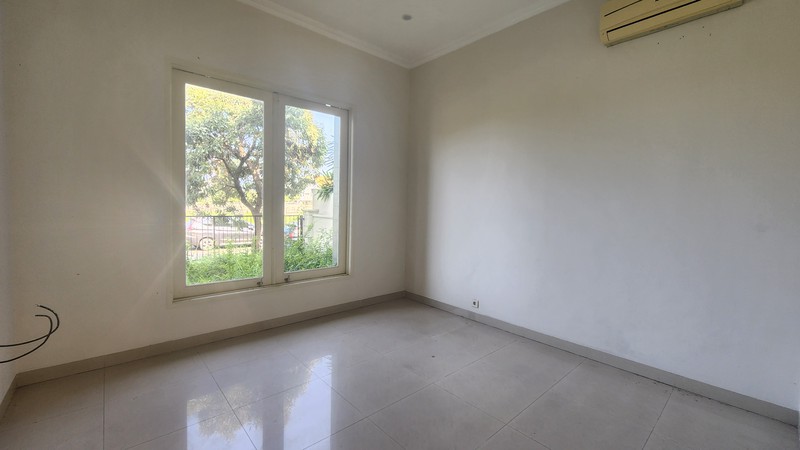 Jual rumah Villa Galaxy Mulyorejo Indah Dekat jalan Raya Merr Ir Soekarno Surabaya Timur