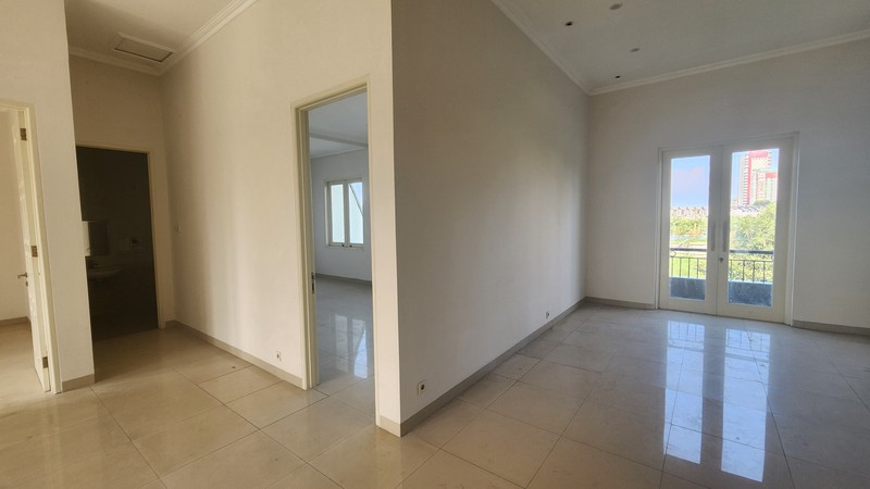 Jual rumah Villa Galaxy Mulyorejo Indah Dekat jalan Raya Merr Ir Soekarno Surabaya Timur