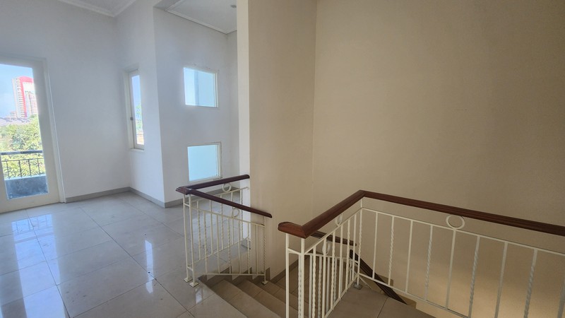 Jual rumah Villa Galaxy Mulyorejo Indah Dekat jalan Raya Merr Ir Soekarno Surabaya Timur