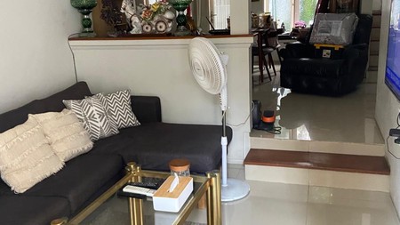 Rumah Bagus,2lantai ,dalam cluster di Bintaro Jaya 9