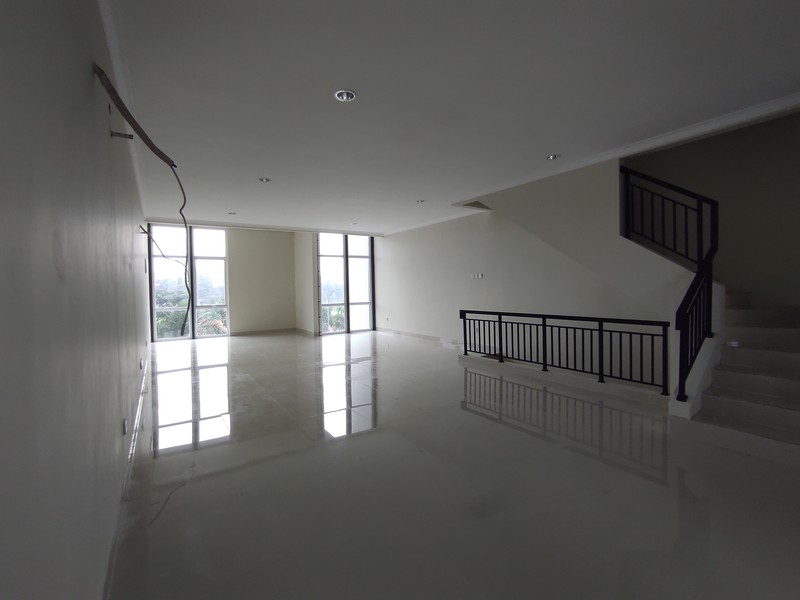 Dijual Ruko Mewah Brand New 4 lantai Grand Bussiness Park, Grand Wisata, Bekasi