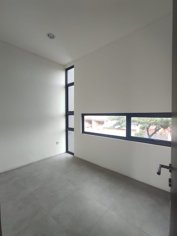 Dijual Ruko Rumah Garden Hous di Grand wisata, Bekasi