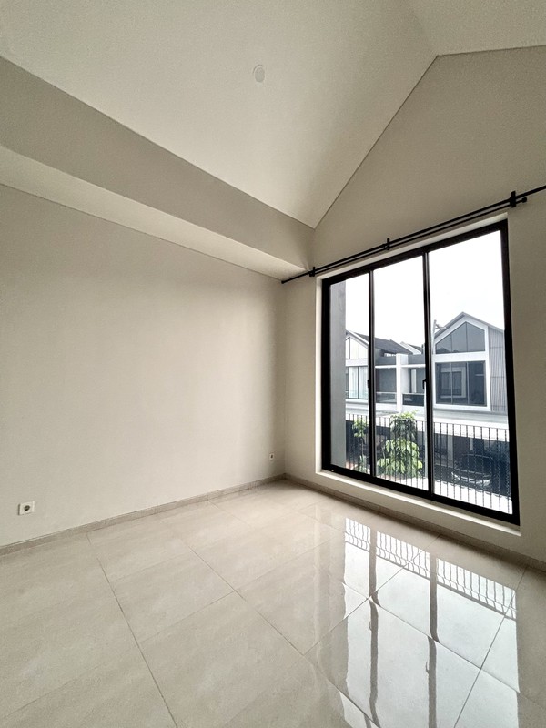 Rumah Minimalis Brand New Dalam Cluster di Bintaro Sektor 7