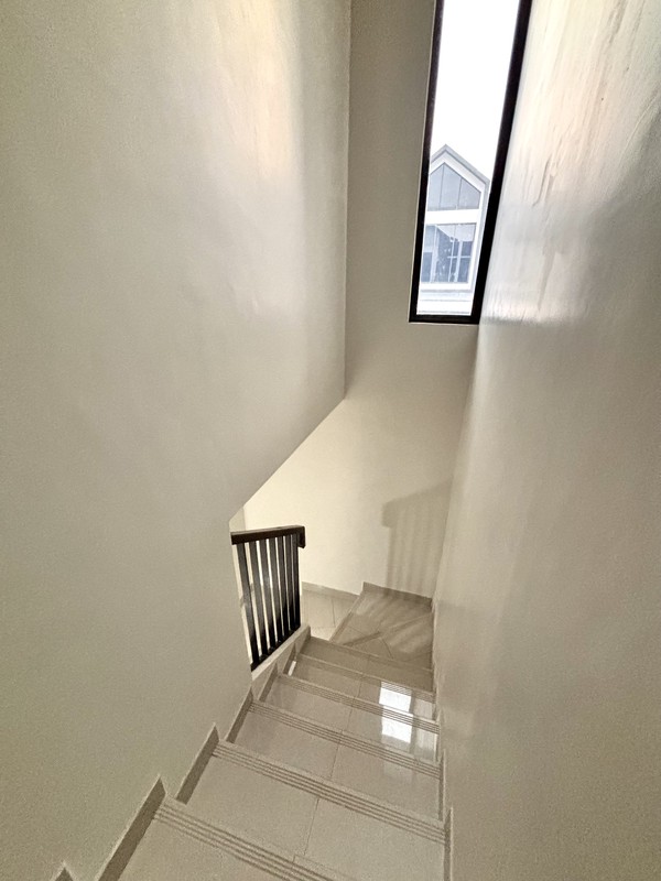 Rumah Minimalis Brand New Dalam Cluster di Bintaro Sektor 7