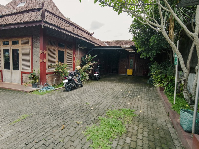 Dijual Cepat Prime Business Venue Di Jalan Damai Sleman, Cocok Untuk Kantor/Homestay