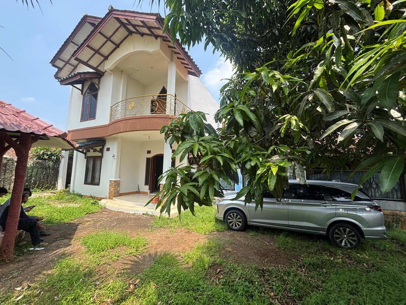 DIJUAL RUMAH TINGGAL 2 LANTAI di Bukit Sawangan Indah Blok D6 No 1 RT 010 RW 05