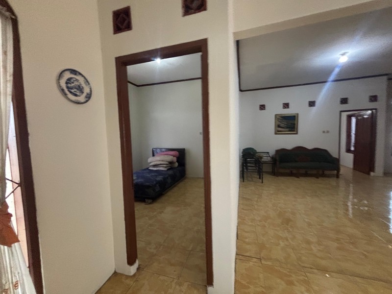 DIJUAL RUMAH TINGGAL 2 LANTAI di Bukit Sawangan Indah Blok D6 No 1 RT 010 RW 05